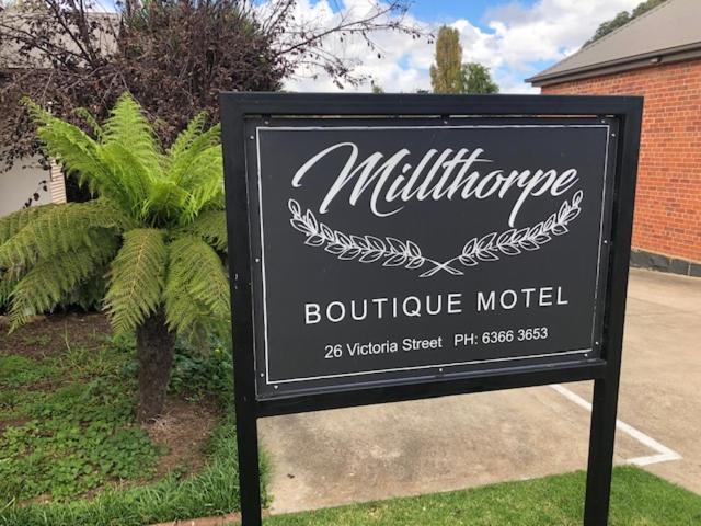 Millthorpe Motel Extérieur photo